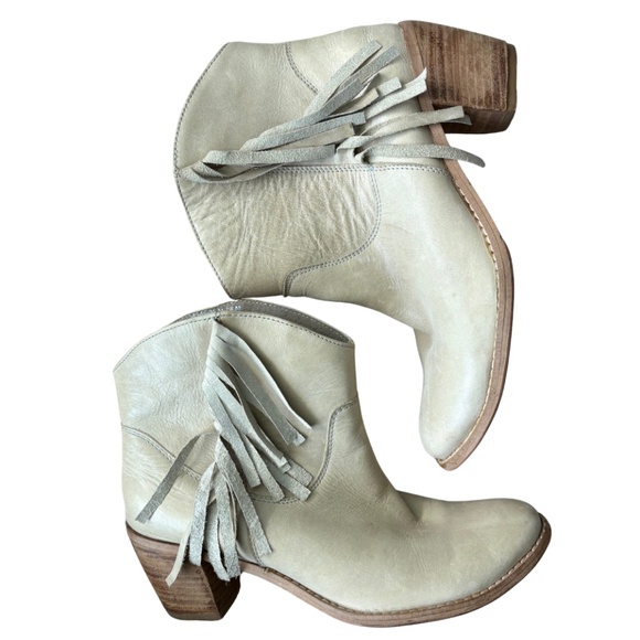 Diba Leather Fringe Ankle Boots – Size 7 – Made in India - Picture 1 of 6